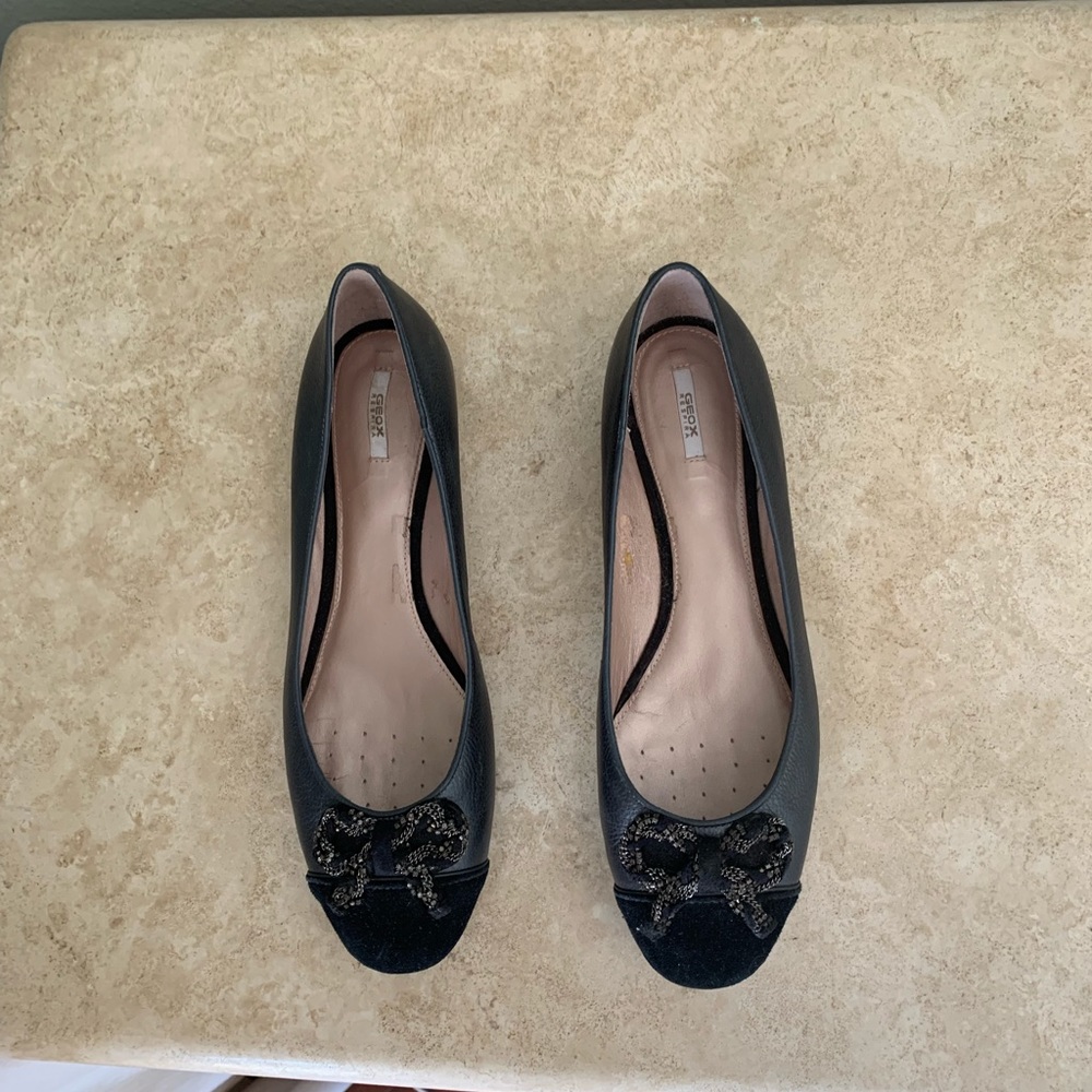 Geox black leather/suede ballet shoes size 42
